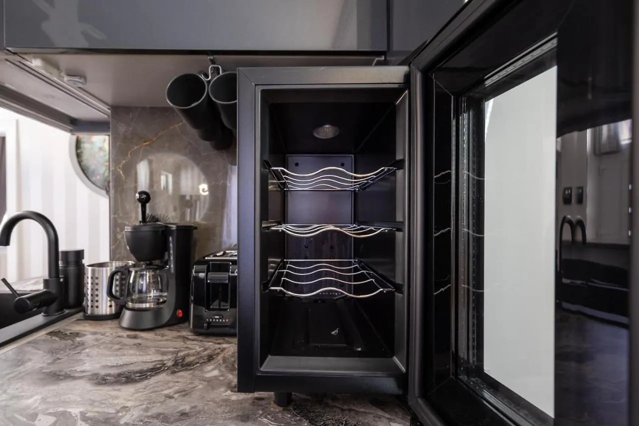 Galaxy Cube Apartment 부다페스트 헝가리